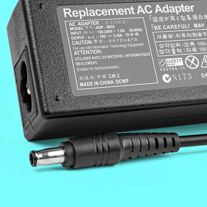 Cargador Samsung 60W para Laptop – Pin 5.5x3.0mm, 19V/3.16A